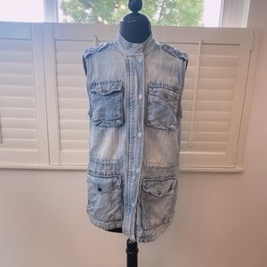 Lucky Brand Blue Denim Sleeveless Zip Up Top